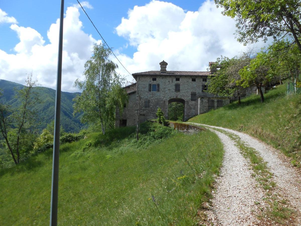 Agriturismo La Casa Nei Boschi Colderu Exterior photo